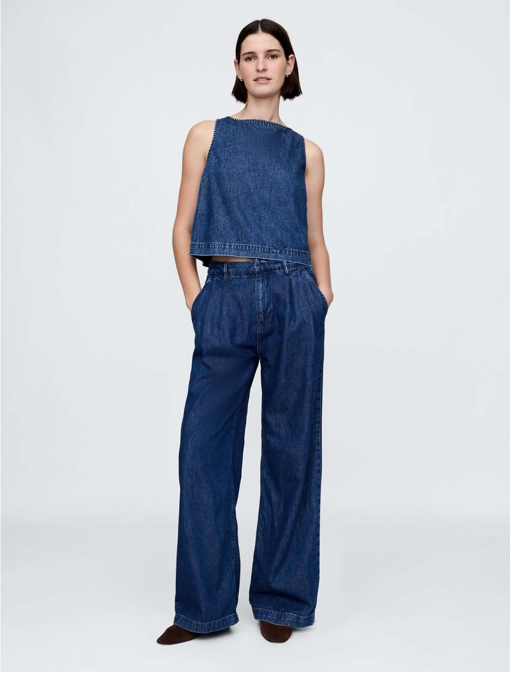 GAP 365 ultra soft wide leg denim jeans